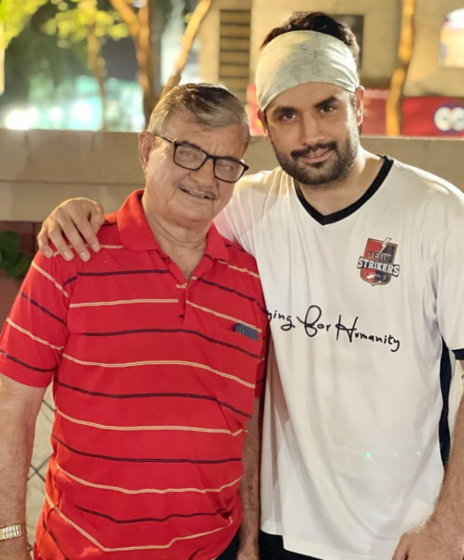 Vivian Dsena with her Father