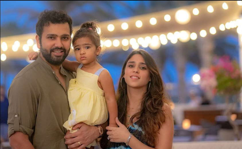 Rohit Sharma With His Wife & daughter