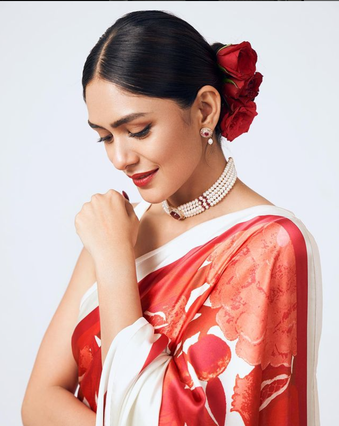 Mrunal Thakur