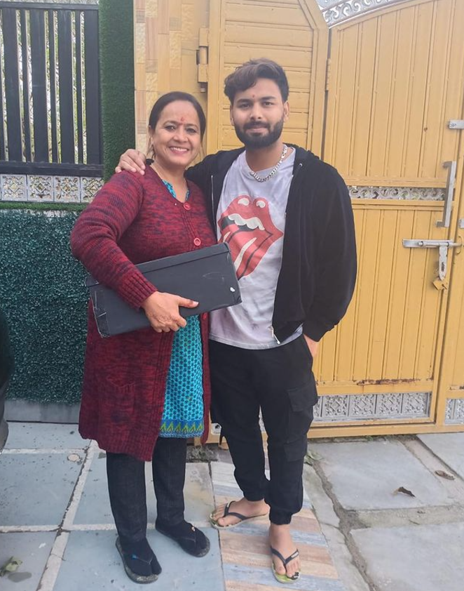 Rishabh Pant With His Mother Saroj Pant