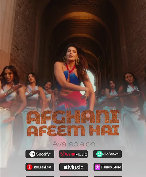 Yesha Sagar in the music video Afghani Afeem Hai