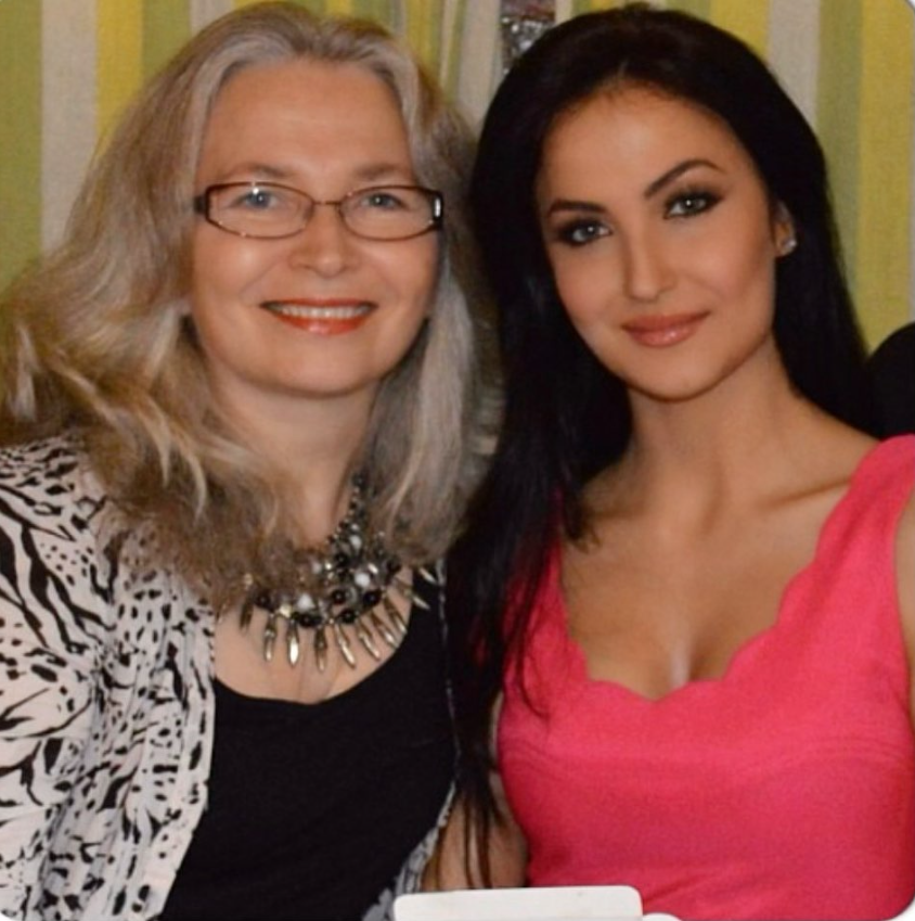 Elli Avram with her mother Maria Granlund (actress)