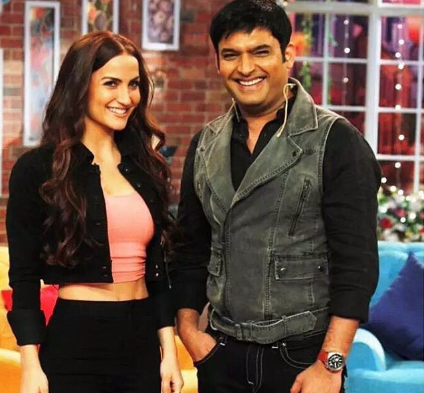 Elli Avram with Kapil Sharma in a scene of the film Kis Kisko Pyaar Karoon