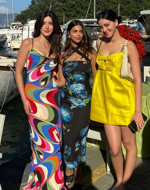 Suhana Khan with her BFF Ananya Panday & Shanaya Kapoor