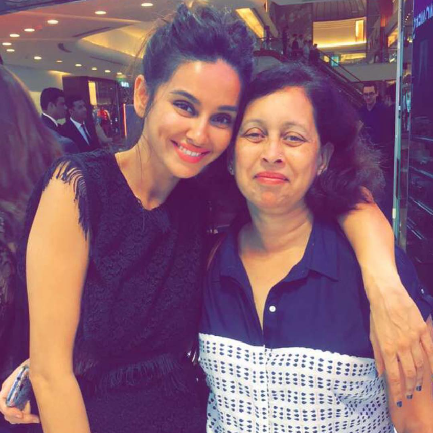 Shibani Dandekar with her mother Sulabha Dandekar