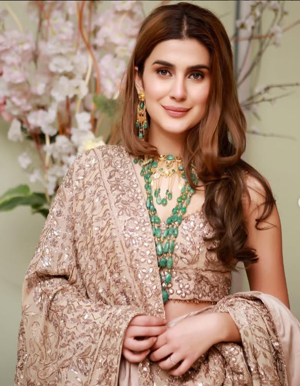 Kubra Khan