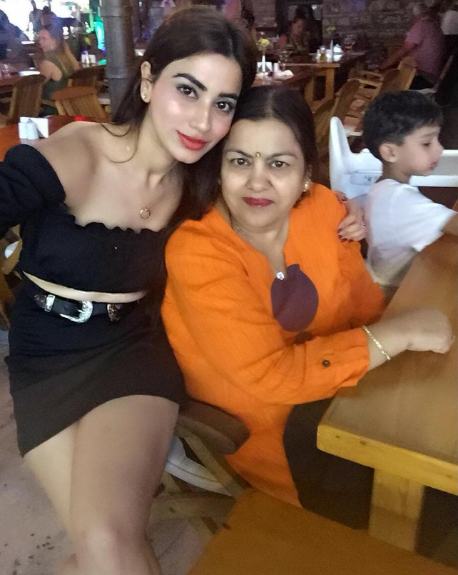 Haritiqa Chheber with her mother Suman Chheber