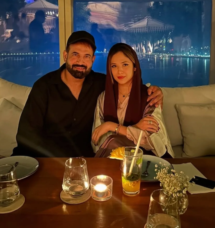 Safa Baig with her husband Irfan Pathan