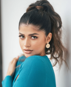Mrunal Thakur: Biography, Age, Family, Career, Best Movies