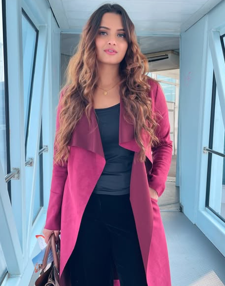 Neelam Giri