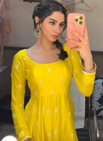 Khushi Kapoor