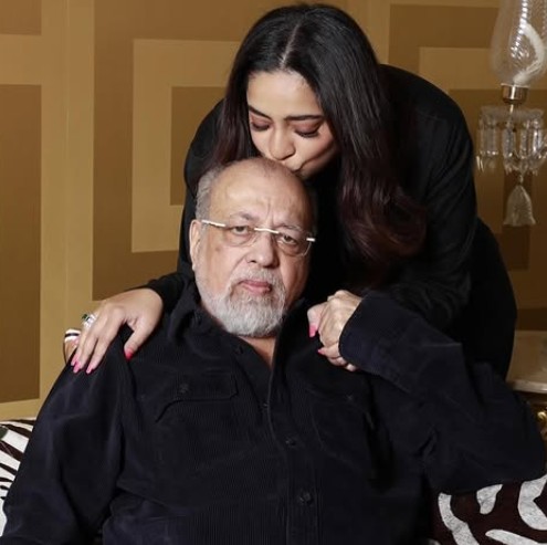 Nidhi Dutta with her father J.P Dutta