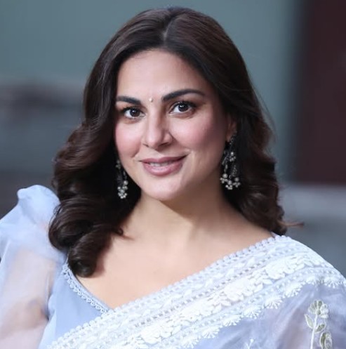 Shraddha Arya Profile