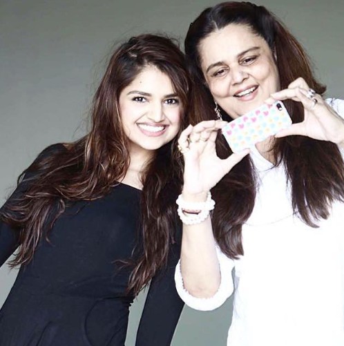 Tara Alisha Berry with her mother Nandini Sen