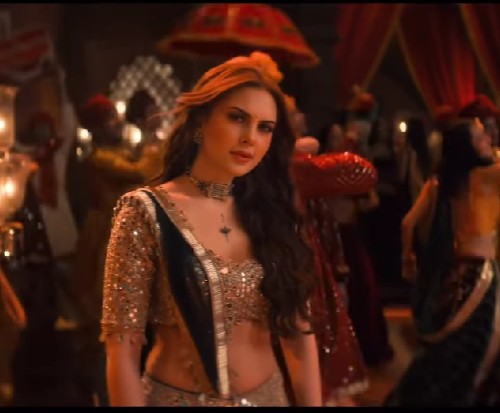 Charmee Zaveri in the song 'Julmi Sawariya'