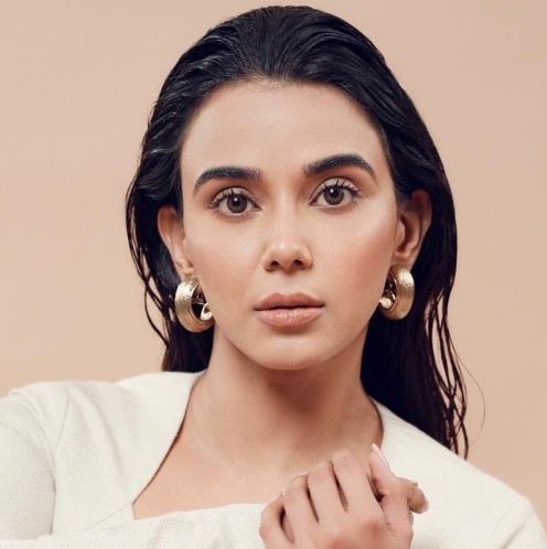 Monica Chaudhary: Biography, Age, Family, Career & Net Worth