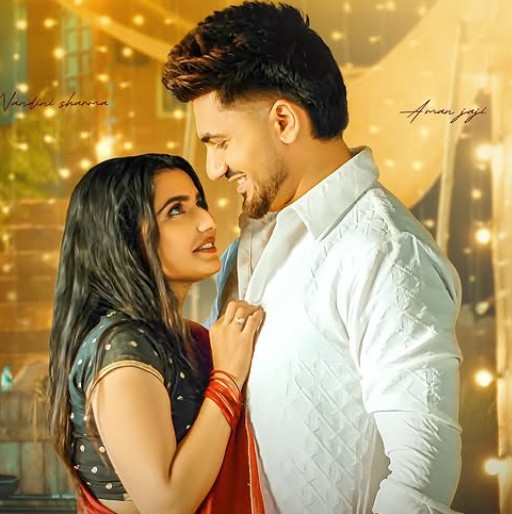 Nandini Sharma in a Poster of the music song 'Tere Bina Na Sare'
