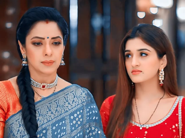 Nidhi Shah with  Rupali Ganguly in a scene of the tv show 'Anupama'