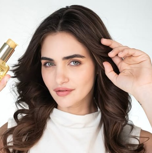 Gabriella Demetriades Profile