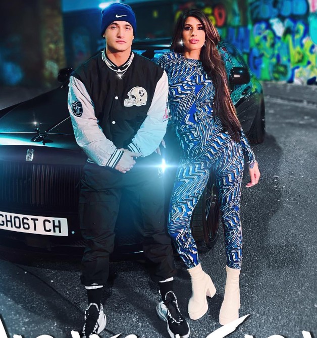 Jasmin Walia & Asim Riaz in the song 'Night N Fight'