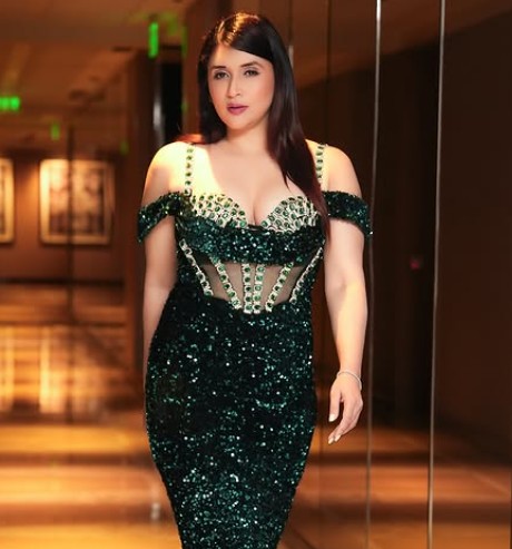 Mannara Chopra
