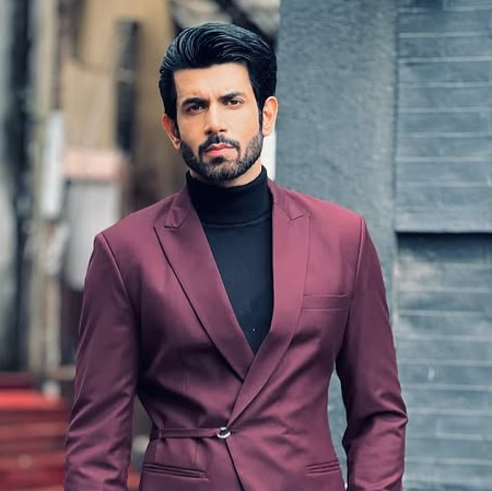 Namik paul