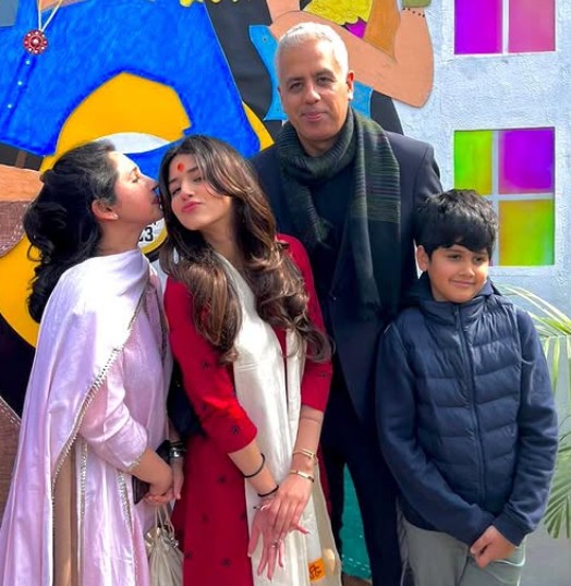 Naomika Saran with her Family