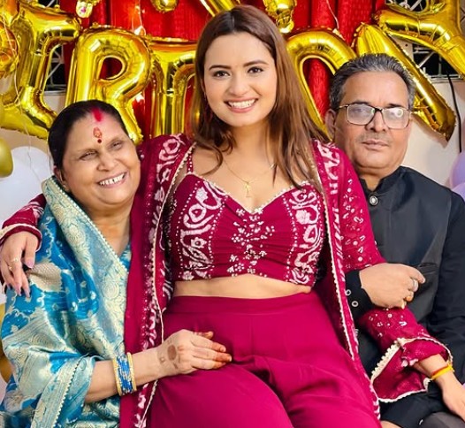 Neelam Giri with her Parents