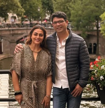 Silpa Shirodkar with her husbnad Aparesh Ranjit