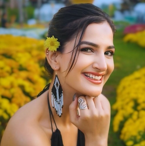 Shubhi Joshi Profile