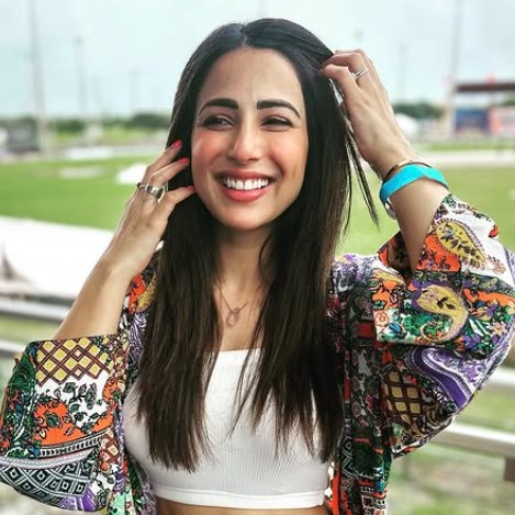 Ushna Shah Profile