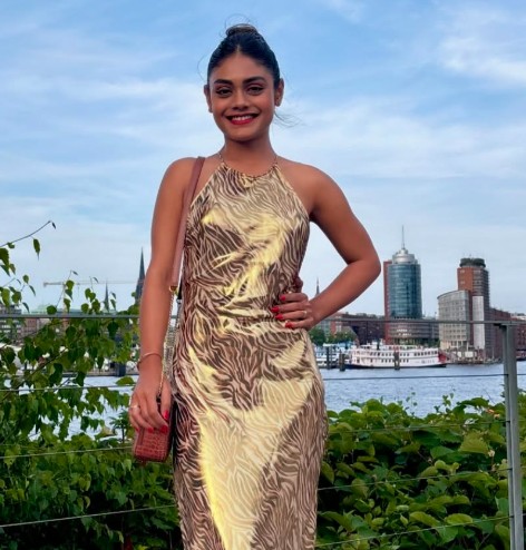 Sreejita De