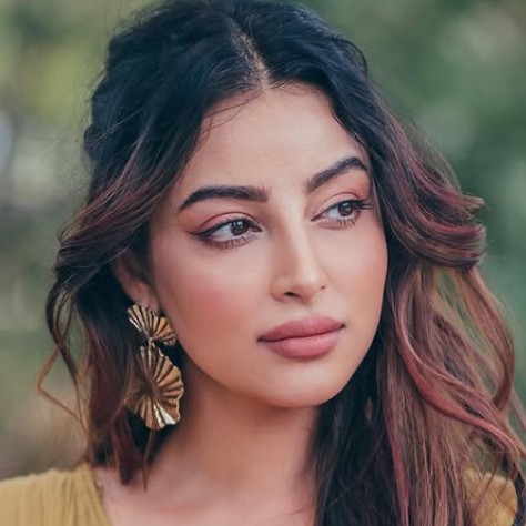Chandni Sharma Profile