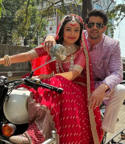 Sorab Bedi with Sanchita Ugale in the TV serial 'Dilwali Dulha Le Jayegi'