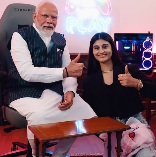 Payal Dhare meeting Narendra Modi