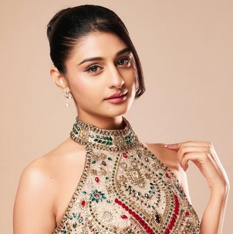 Payal Dhare Profile