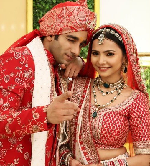 Aman Gandhi and Prachi Singh in the TV Series 'Kyunki Saas Bhi Kabhi Bahu Thi 2'