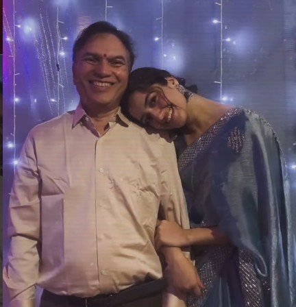 Bhagyashri Borse with her father Dilip Bhalchandra Borse