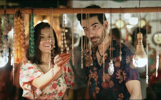 Riya Ahir in the music video 'Dilbara'