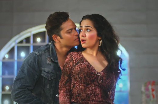 Shikha Pandey in the film 'Oye Chill Maar'